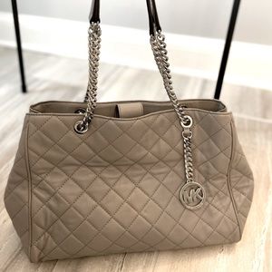Michael Kors Susannah Grey Quilted Medium Tote Bag